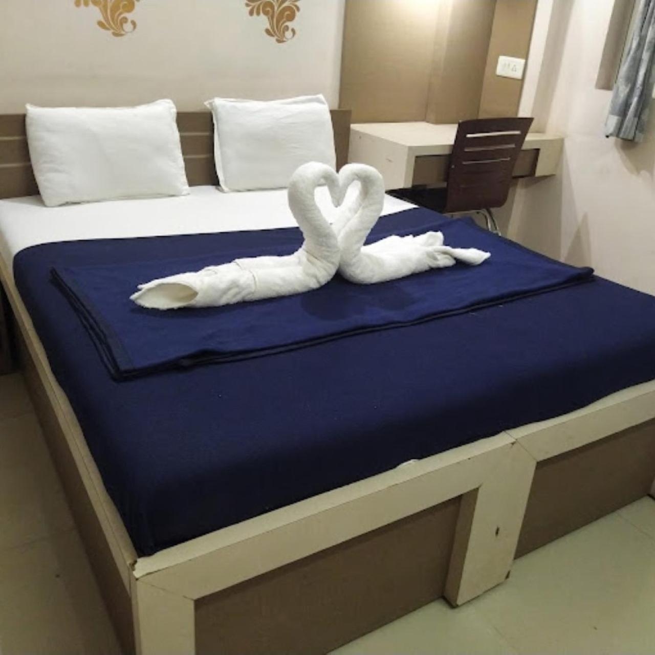 מלון Divya Jyot Residency בהוי מראה חיצוני תמונה